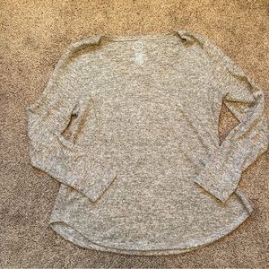 24/7 Heather grey long sleeve